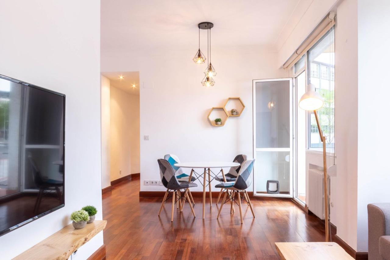 Apartamento con vistas al Estadio San Mamés Bilbao Extérieur photo