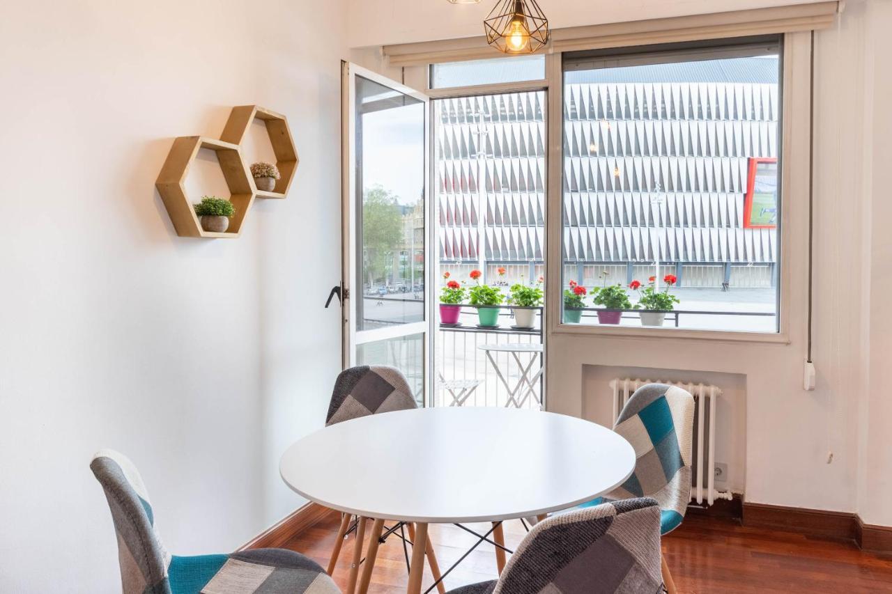 Apartamento con vistas al Estadio San Mamés Bilbao Extérieur photo