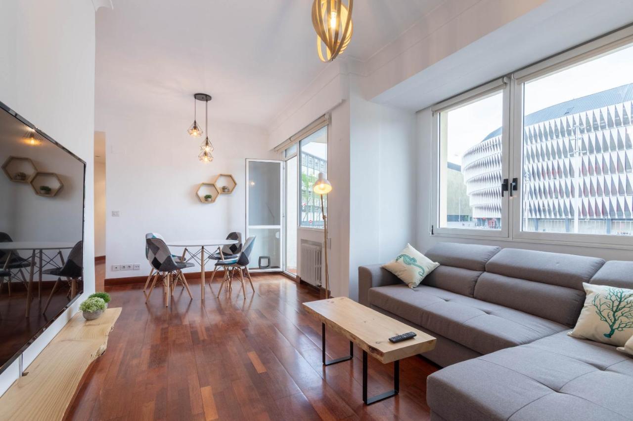 Apartamento con vistas al Estadio San Mamés Bilbao Extérieur photo