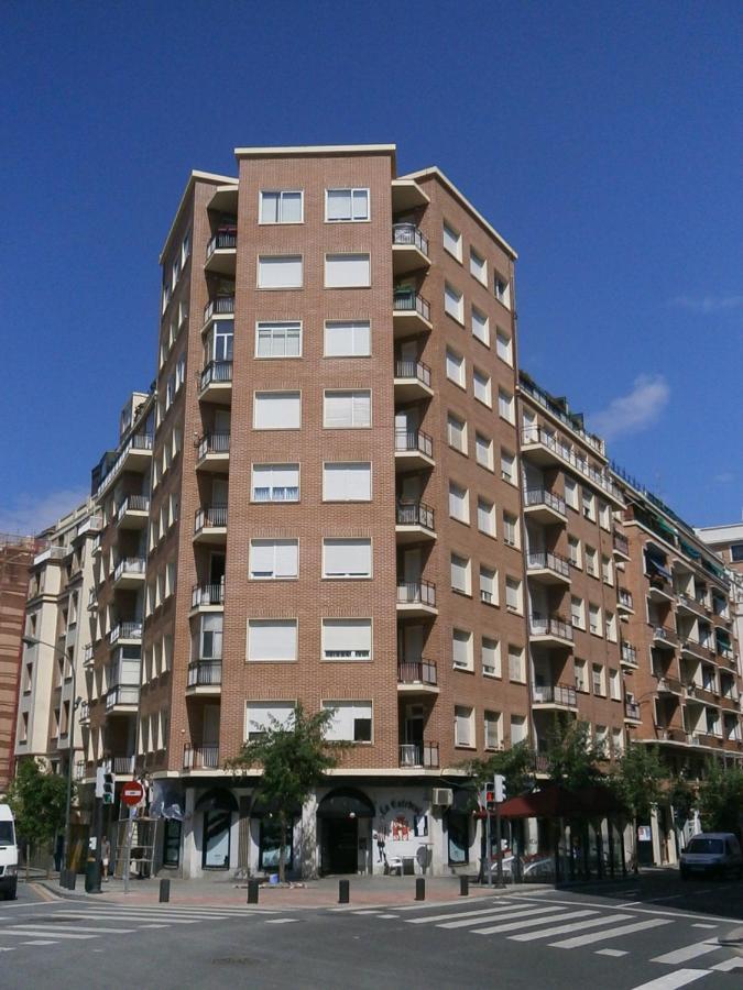 Apartamento con vistas al Estadio San Mamés Bilbao Extérieur photo